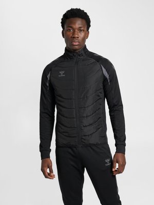 Hummel HUMMEL HMLBTC WINTER TRAINING JACKET UNISEX - Winterjas - black