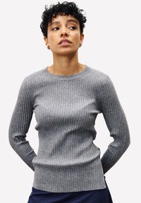 Nagia Soft, Sleeveless Jumper by Frnch - Ecru
