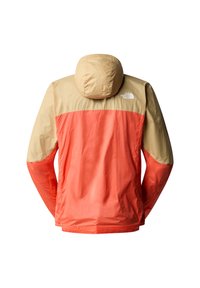 Lichtgewicht jas met een zandkleurige capuchon en bovenrug, met een levendige koraalkleurige onderkant. Gemaakt van glad, waterafstotend materiaal.