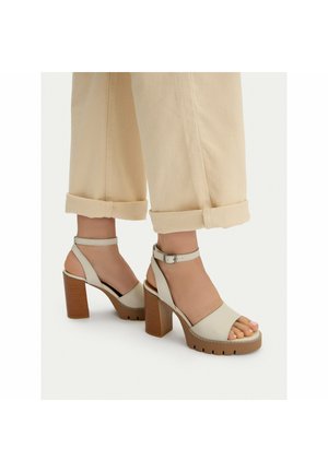 G-STAR, G STAR RAW WOMEN'S SANDALS BEIGE - Sandalias con plataforma - beige