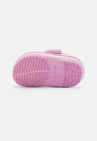 Crocs CROCBAND - Badslippers - ballerina pink