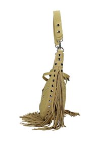 Borsa a tracolla Fringe in suede beige chiaro con design perforato, borchie argentate e un dettaglio di frange strutturate lungo il bordo.