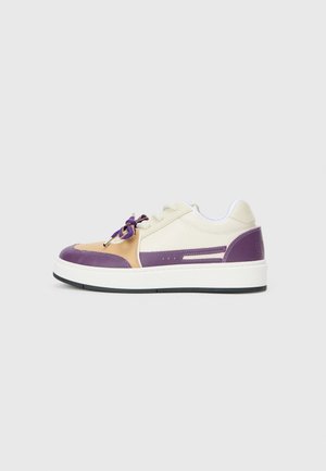 BUCKET UNISEX - Sneakers low - white/violet