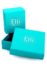 Turkos smyckeskrin, öppet i en vinkel, med en slät matt yta. Har en vit präglad logotyp "Elli WE JEWELS" på fronten.