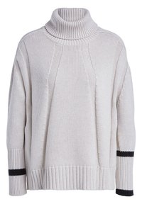 Maglione a maglia grigio chiaro con un alto collo a imbuto, spalle scese e polsini a costine con una striscia nera. Design testurizzato su tutto il capo.