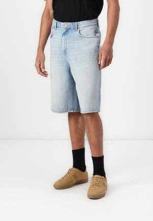 ONSCARL BALLOON - Farkkushortsit - light blue denim