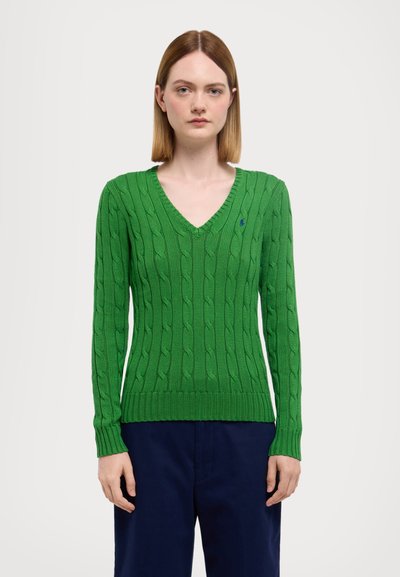 Polo Ralph Lauren CABLE KNIT COTTON V NECK SWEATER - Džemper - fiji green