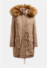 Beige vinterparka med stor hætte med pelskant, for-tryklåseknapper, snoretræk i taljen og forneden samt to frontlommer med klap.