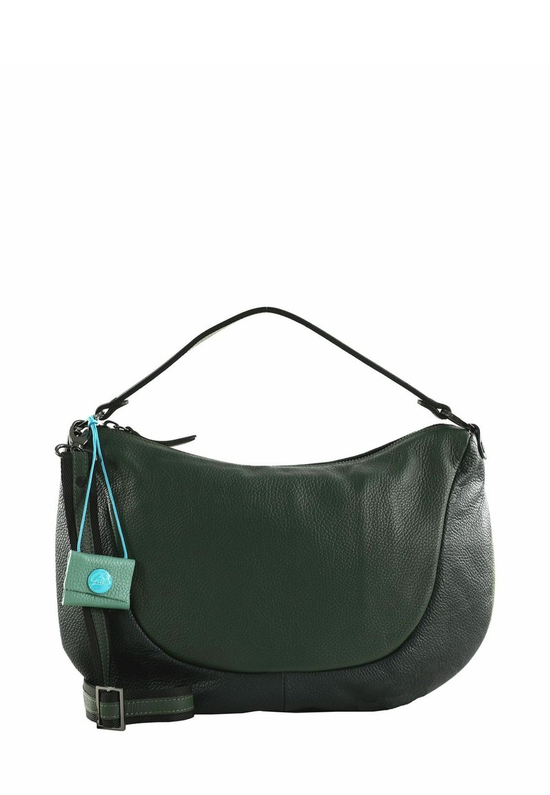 Borsa a tracolla verde in pelle con forma curva, superficie testurizzata, pannello inferiore nero e etichetta blu staccabile. Include una tracolla.