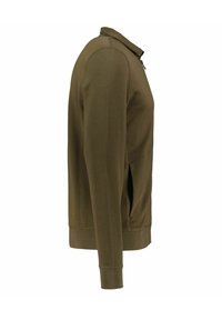 Sudadera de cremallera de color verde oliva con cuello alzado, mangas largas, bolsillos laterales y puños acanalados, hecha de una suave mezcla de algodón.