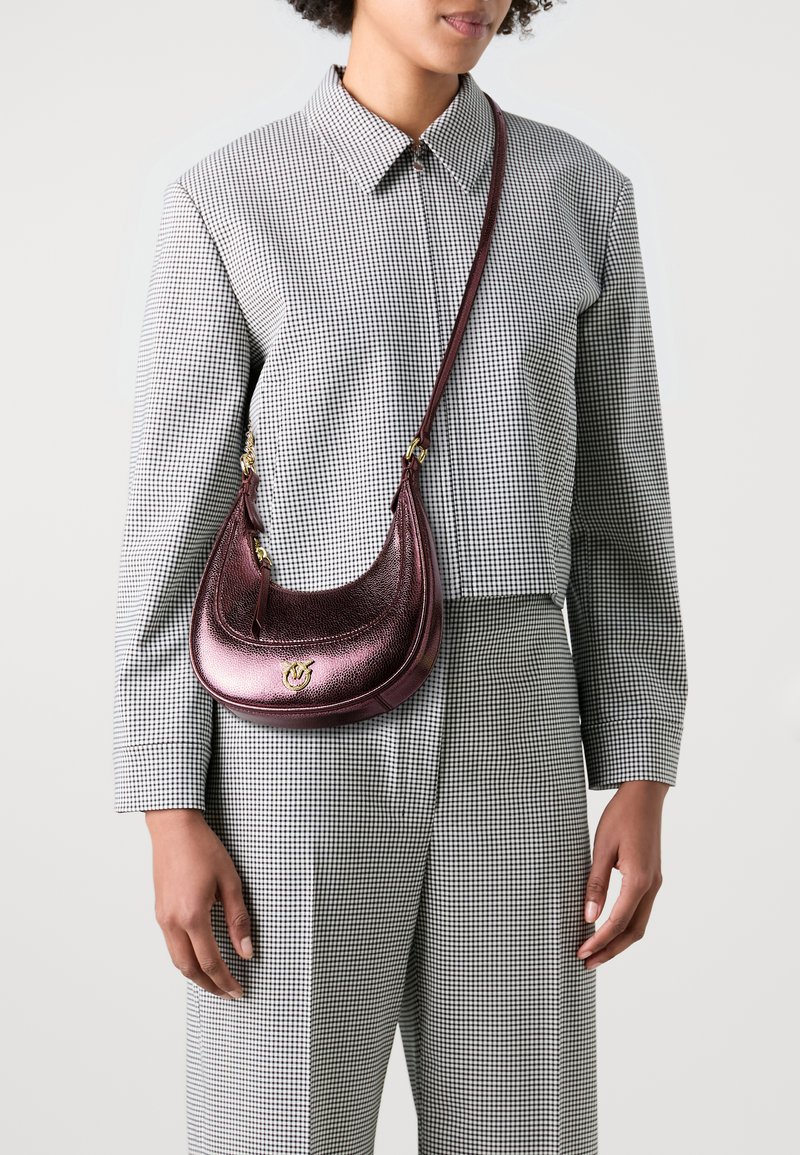 Pinko BRIOCHE HOBO MINI TEXTURE - Taška cez plece - marrone metallizzato/oro