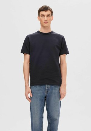 T-shirts basic - sky captain