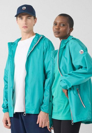 IMPERMÉABLE VERT - Chaqueta fina - vert