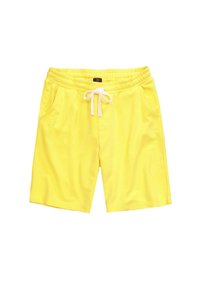 Shorts jaunes en tissu doux, dotés d'une taille élastique avec un cordon blanc, et de deux poches latérales. Texture lisse, longueur au genou.