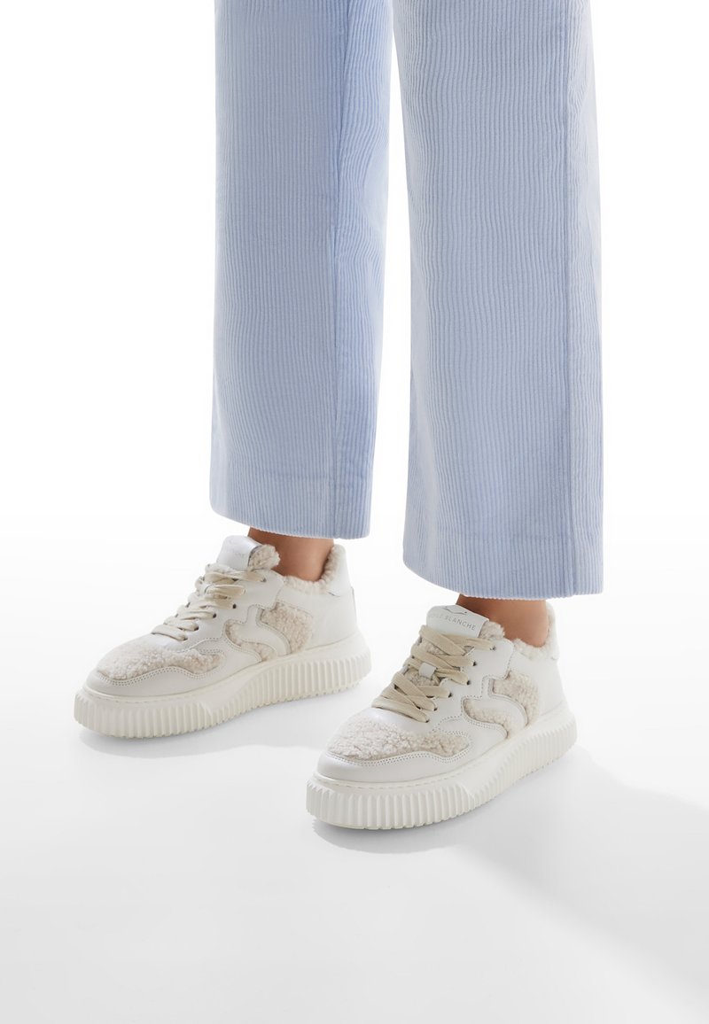 VOILE BLANCHE Sneakers aus Leder, Creme weiß 38 im Sale main image 0