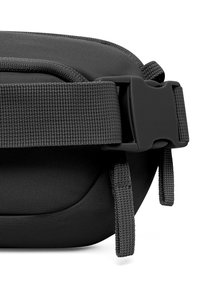 Larkson HELGE - Övtáska - black