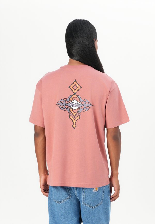 OCCY UNISEX - Print T-shirt - dusty rose