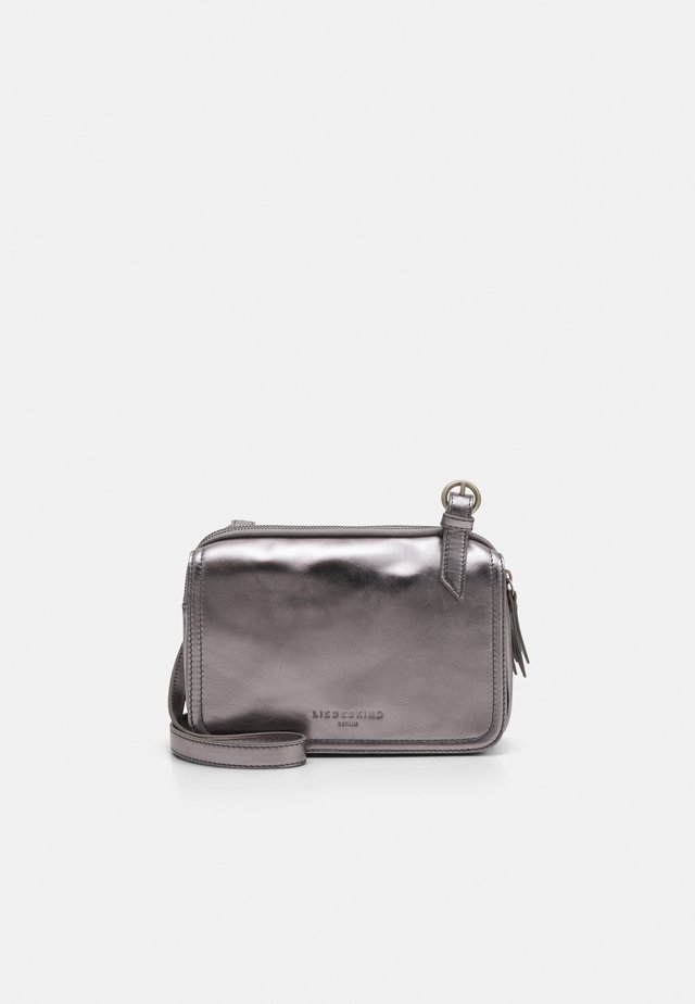 MAREIKE - Umhängetasche - silver lead