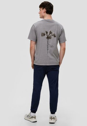 QS T-shirt print - taubengrau