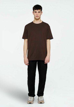LONO  - T-shirt basique - seal brown