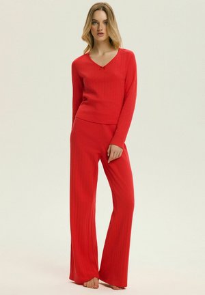 SET - Zestaw bielizny nocnej