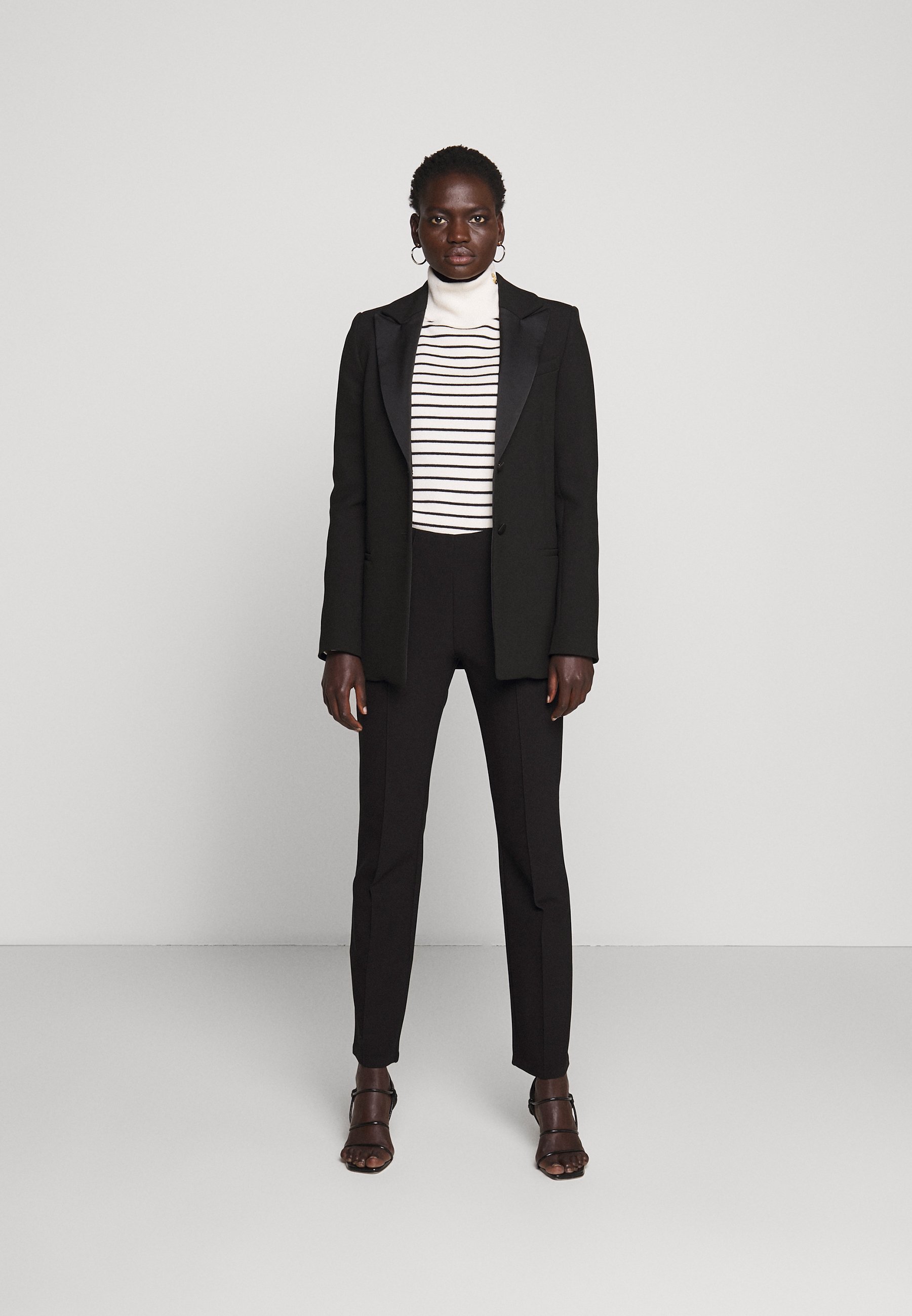 By Malene Birger LAYIA Strikkegenser soft whiteoffwhite White Layia Genser | By Malene Birger | Gensere | Miinto.no