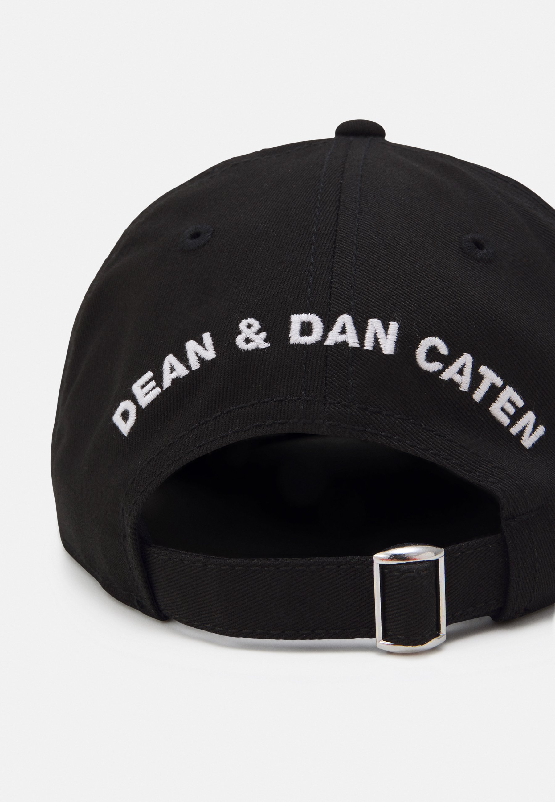 casquette dsquared arriere