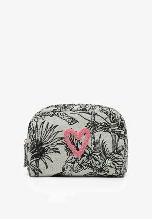 Cosmetische tas met zwarte botanische prints op grijze stof, met een geaderd roze hart en een klein groen bloemembleem.