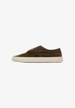 Massimo Dutti, SOFT SPLIT-LEATHER TRAINERS - Baskets basses - dark brown