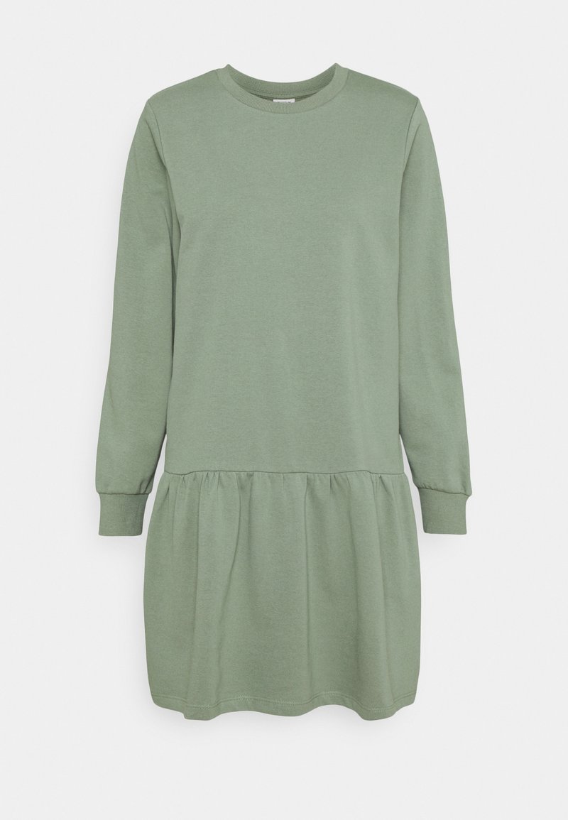 Robe à manches longues en coton vert doux, dotée d'un encolure ronde, d'une taille froncée et d'un ourlet de jupe évasé. Texture lisse, coupe décontractée.