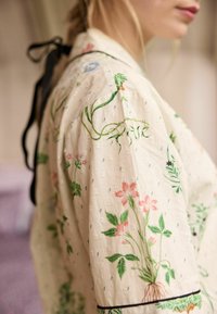 Cath Kidston REGULAR FIT - Pižamos komplektas - ecru roots print