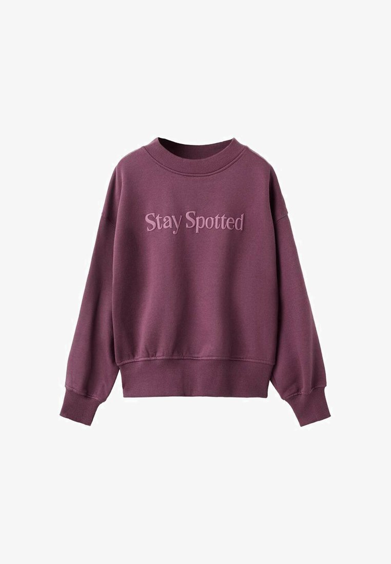 Sweatshirt violet à col rond, avec des poignets et un ourlet côtelés. Présente le texte "Restez repéré" brodé dans une teinte légèrement plus foncée.
