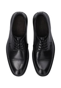 Černé kožené společenské boty s hladkým povrchem, kulatou špičkou a šněrováním. Disponují jemným prošíváním a polstrovanou stélkou.