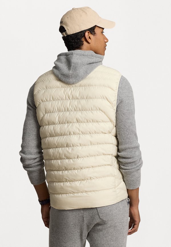 THE COLDEN PACKABLE VEST - Waistcoat - basic sand4