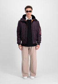 Alpha Industries Zimska jakna - plum