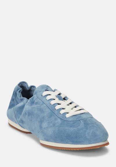 Polo Ralph Lauren THE SUEDE PONY BALLERINA TRAINER - Tenisky - bluebell
