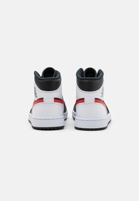 Jordan AIR JORDAN 1 MID - Sapatilhas de cano alto - black/chile red/white