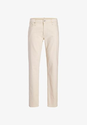 Muške bež traperice ravnih nogavica s kopčom na gumbe i patentni zatvarač, s petljama za remen i prednjim i stražnjim džepovima.