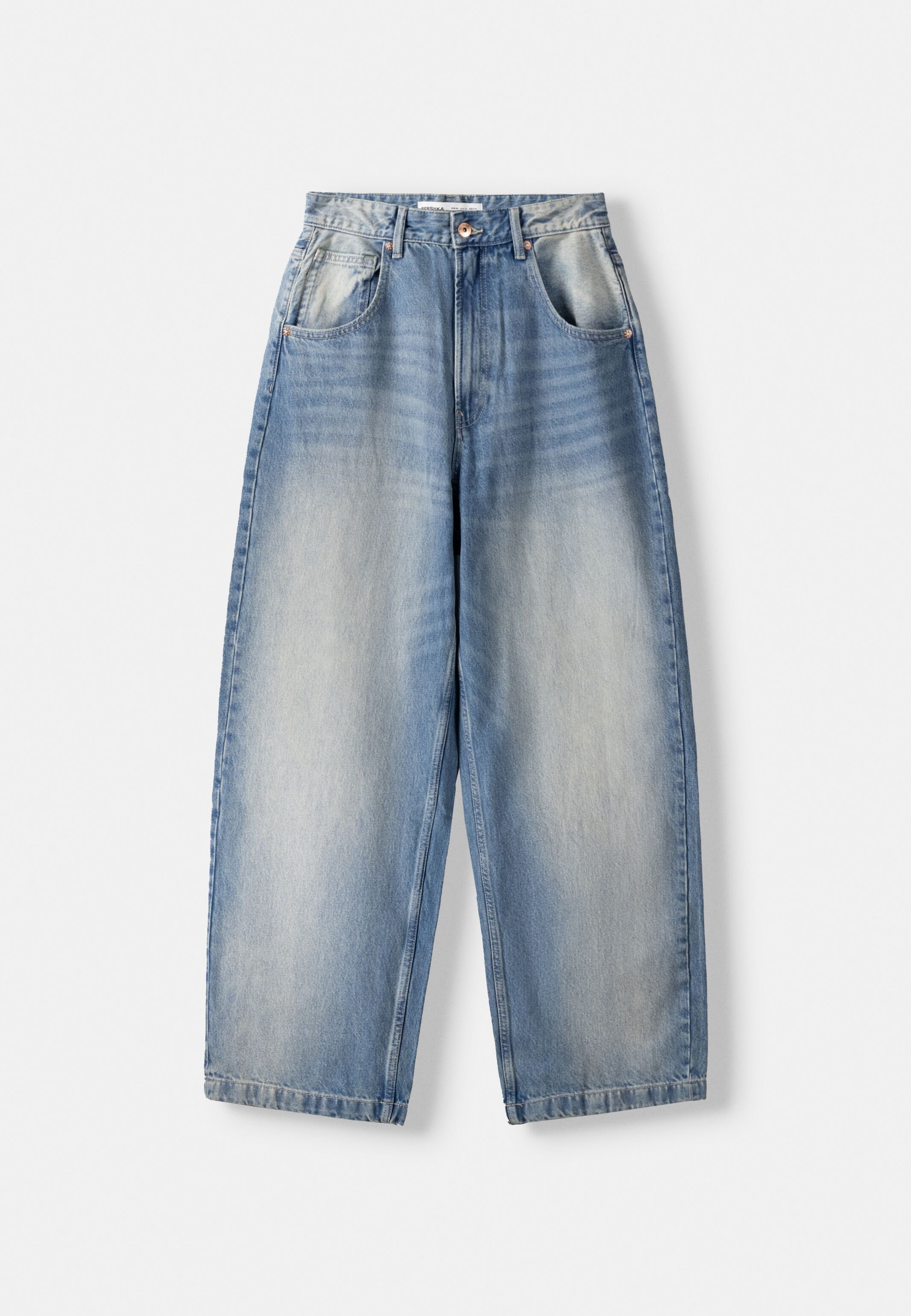 ☆ドイツ発*BERSHKA*新作*ストレートフィットデニム/L-BLUE☆ Bershka SUPER BAGGY - Relaxed fit jeans - blue denim - Zalando