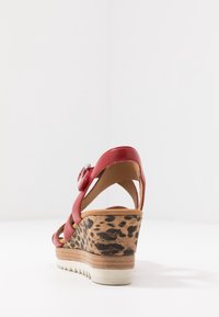 Gabor Comfort Sandali con plateau - red
