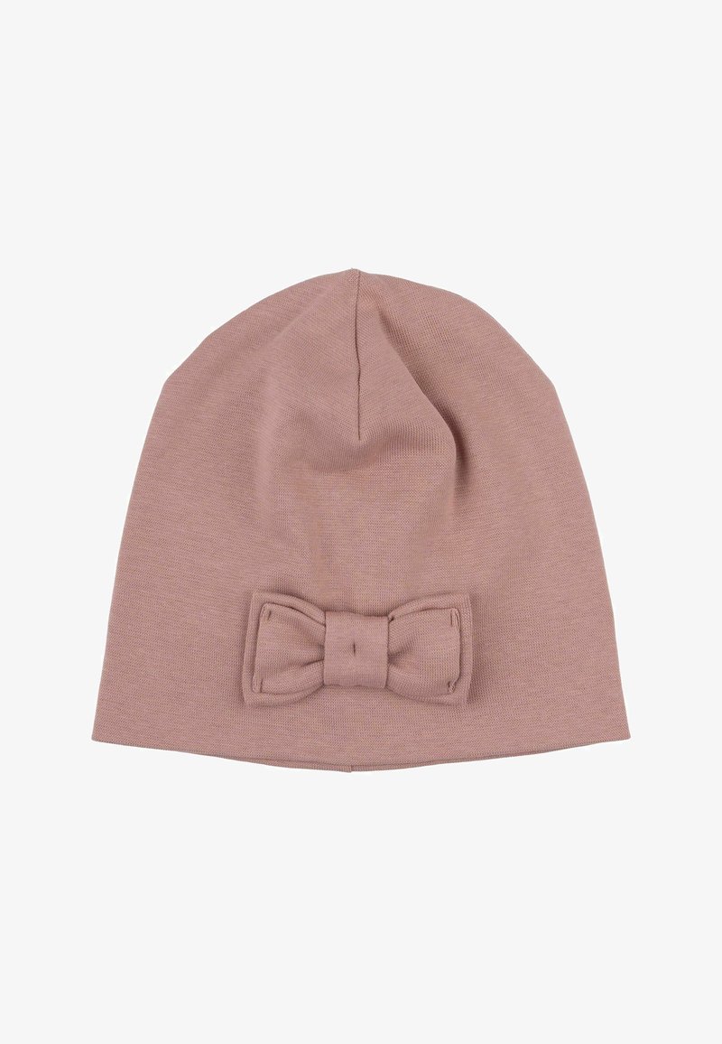 Lichtroze gebreide muts met een gestructureerd patroon en een geborduurd strikdetail aan de voorkant; zacht materiaal met een snug fit.