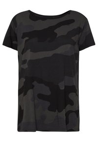 Musta ja tummanharmaa camouflagemallinen t-paita, lyhyet hihat, pyöreä pääntie, valmistettu pehmeästä puuvillasta, jossa on rento istuvuus ja minimaalinen brändäys.