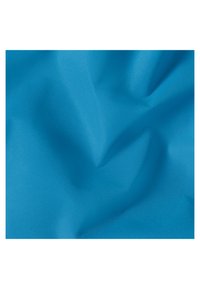 Tissu bleu vif avec une texture lisse, affichant des plis et des rides subtils, sans motifs ni accents. Convient à diverses applications textiles.