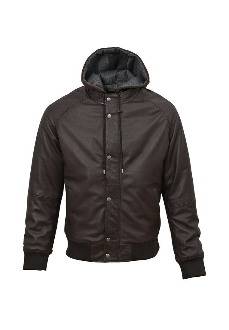 Brun läderbomberjacka med grå inre foder, justerbar huva, tryckknappar och ribbade muddar och nederkant. Klassisk design med en strukturerad yta.