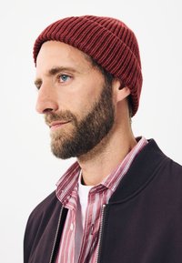 Next Berretto - red