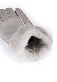 Graue Lederhandschuhe mit weichem, flauschigem grauem Innenfutter. Verfügt über ein gesticktes Design auf der Außenseite und einen breiten Bündchenöffnungs.