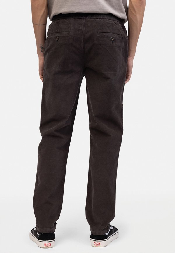 RON PANTS SLIM FIT - Trousers4