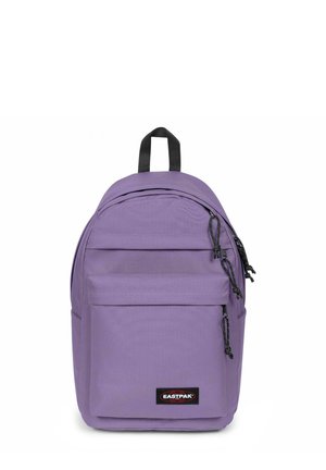 Eastpak, DAY PAK'R PRO DAYPACK 46.5 CM LAPTOPFACH UNISEX - Rucksack - dahlia purple
