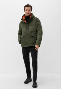 s.Oliver MIT KAPUZE - Winterjacke - khaki oliv