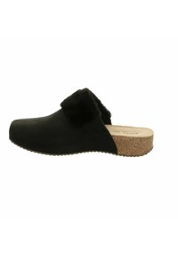 Schwarze Clogs mit Kunstfell-Akzent, korkähnlicher Sohle, abgerundeter Zehenpartie und glatter Oberfläche, geeignet für Freizeitkleidung.
